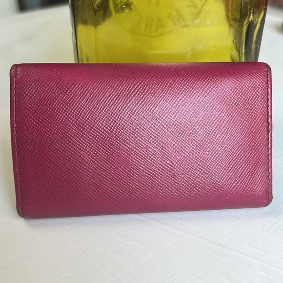 Auth. PRADA Gather Leather 6 Ring Key Case Wallet Pink Gold Tone Hardware Logo - Picture 3 of 17